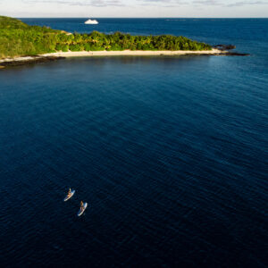 Barefoot Manta Island Resort - paddle boarding